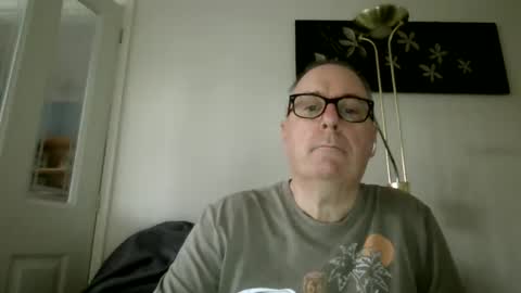 Snapshot of domjolly08 chatting on 6, 11, 2025 David uk online show from 6, 11, 2025