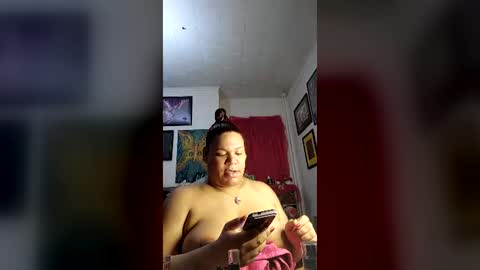 Snapshot of domtstopgal chatting on 12, 6, 2026 domtstopgal online show from 12, 6, 2026