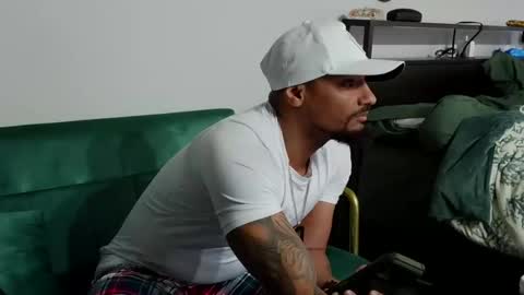 Snapshot of dong_masterson chatting on 23, 2, 2026 Gifted online show from 23, 2, 2026