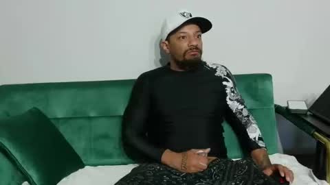 Snapshot of dong_masterson chatting on 13, 3, 2026 Gifted online show from 13, 3, 2026