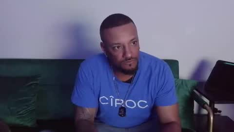 Snapshot of dong_masterson chatting on 24, 4, 2026 Gifted online show from 24, 4, 2026