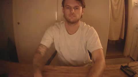 Snapshot of donn053 chatting on 30, 10, 2025 Papi online show from 30, 10, 2025