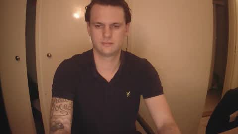 Papi online show from 8, 4, 2026