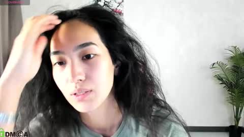 Snapshot of donnaa_drew chatting on 20, 9, 2025 Aura online show from 20, 9, 2025