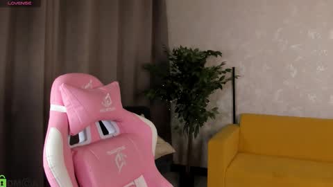 Aura online show from 16, 12, 2025