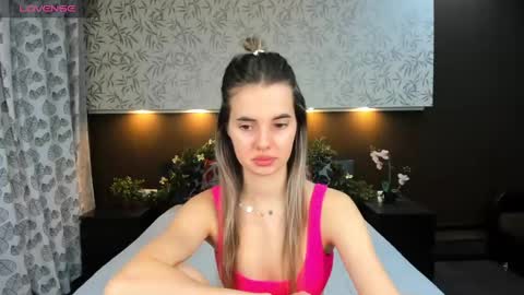 Snapshot of donnaaa_evans chatting on 20, 12, 2024 Donna On GMT2 Mon-Fri 3-9 AM online show from 20, 12, 2024