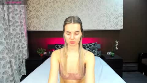 Snapshot of donnaaa_evans chatting on 21, 1, 2025 Donna On GMT2 Mon-Fri 3-9 AM online show from 21, 1, 2025