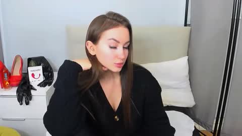 DonnaSensual online show from 22, 11, 2025