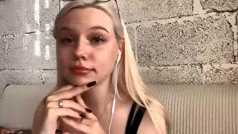 Snapshot of donnettakeblish chatting on 16, 10, 2025 Stella online show from 16, 10, 2025