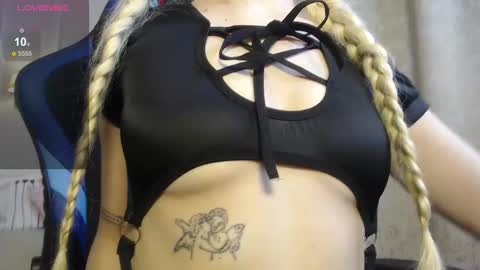 Snapshot of dont_forget__ chatting on 15, 10, 2025 Nika online show from 15, 10, 2025