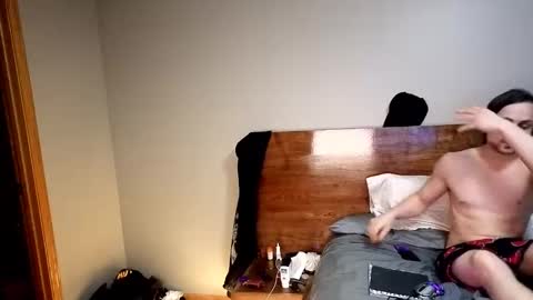 money makes her wet online show from 1, 2, 2026