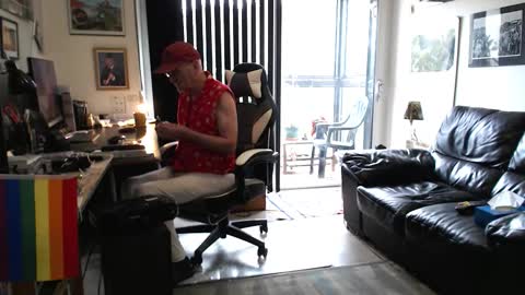 Snapshot of dopeleaf2 chatting on 7, 10, 2025 dopeleaf2 online show from 7, 10, 2025