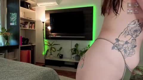 Snapshot of dorfmatratze_ chatting on 18, 4, 2026 Alice online show from 18, 4, 2026