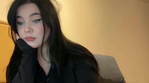 Doriana  online show from 9, 11, 2025