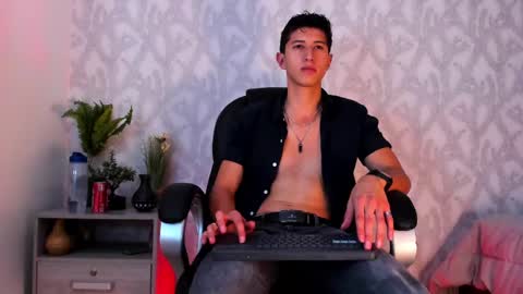 Snapshot of dorian_mystery chatting on 16, 12, 2024 dorian_mystery online show from 16, 12, 2024