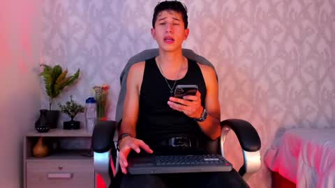 Snapshot of dorian_mystery chatting on 16, 1, 2025 dorian_mystery online show from 16, 1, 2025