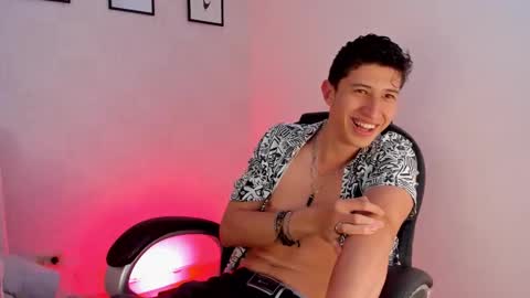 Snapshot of dorian_mystery chatting on 10, 10, 2025 dorian_mystery online show from 10, 10, 2025