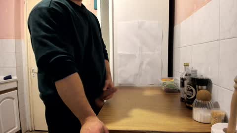 Snapshot of doriancretu95 chatting on 19, 12, 2024 menu below online show from 19, 12, 2024