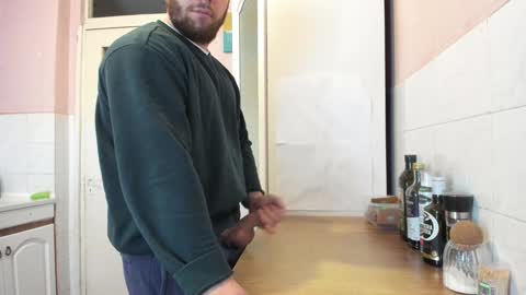 Snapshot of doriancretu95 chatting on 4, 1, 2025 menu below online show from 4, 1, 2025