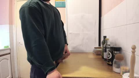 Snapshot of doriancretu95 chatting on 5, 1, 2025 menu below online show from 5, 1, 2025