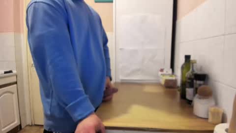 Snapshot of doriancretu95 chatting on 18, 2, 2025 menu below online show from 18, 2, 2025