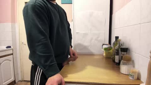 Snapshot of doriancretu95 chatting on 28, 2, 2025 menu below online show from 28, 2, 2025