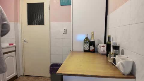 Snapshot of doriancretu95 chatting on 21, 3, 2026 menu below online show from 21, 3, 2026