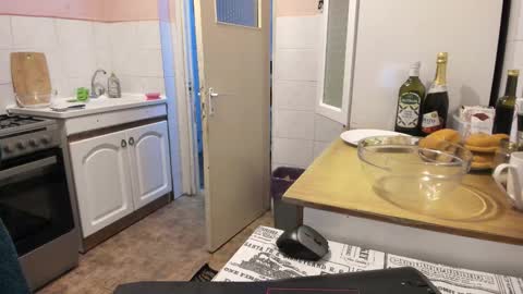 Snapshot of doriancretu95 chatting on 21, 3, 2026 menu below online show from 21, 3, 2026