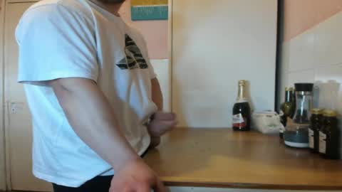 Snapshot of doriancretu95 chatting on 19, 4, 2026 menu below online show from 19, 4, 2026