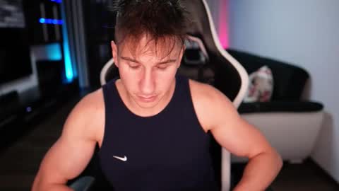 Dorian Reyes online show from 5, 10, 2025