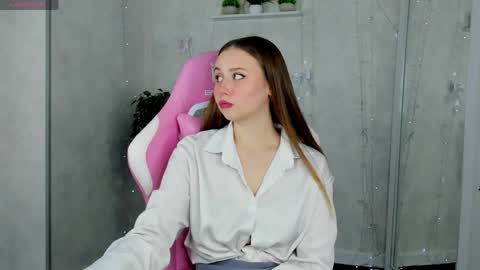 Snapshot of doris_bowman chatting on 2, 5, 2026 Vanessa online show from 2, 5, 2026