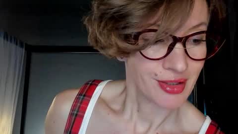 Snapshot of dorothy_meyer chatting on 23, 2, 2025 Dorothy Next stream on Monday at 3am-9am online show from 23, 2, 2025