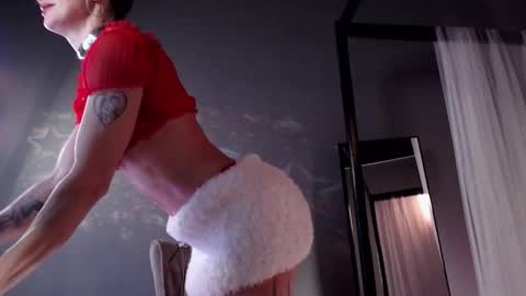 Snapshot of dorothy_meyer chatting on 15, 12, 2025 Dorothy Next stream on Monday at 3am-9am online show from 15, 12, 2025