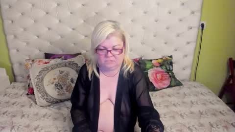 Dorra online show from 4, 11, 2025