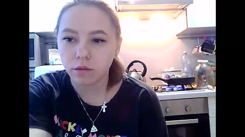 Snapshot of dorrie_ann chatting on 18, 12, 2024 Dorrie Ann online show from 18, 12, 2024