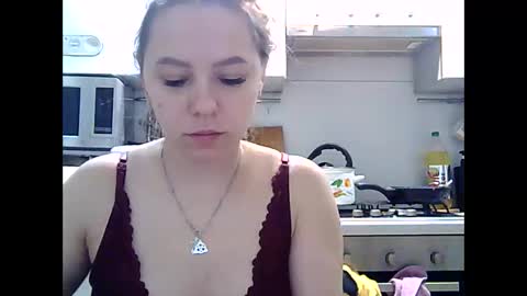 Snapshot of dorrie_ann chatting on 23, 12, 2024 Dorrie Ann online show from 23, 12, 2024