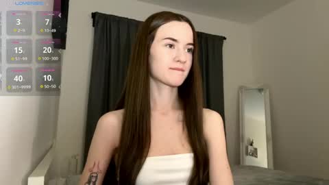 Snapshot of double_sun chatting on 30, 4, 2026 Alice and Mark online show from 30, 4, 2026