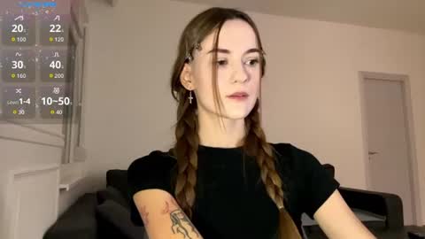 Snapshot of double_sun chatting on 11, 7, 2026 Alice and Mark online show from 11, 7, 2026