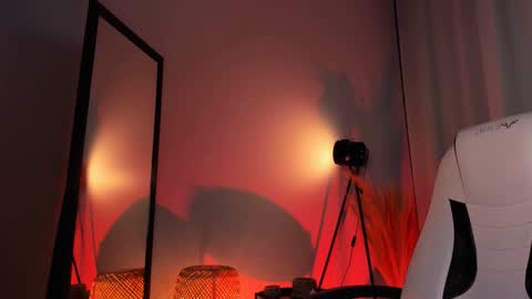 Eva ana Liza online show from 9, 2, 2025