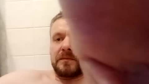 Snapshot of dougdob9 chatting on 20, 12, 2025 dougdob9 online show from 20, 12, 2025