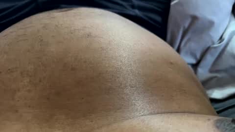 Snapshot of down4hairy chatting on 18, 12, 2024 down4hairy online show from 18, 12, 2024