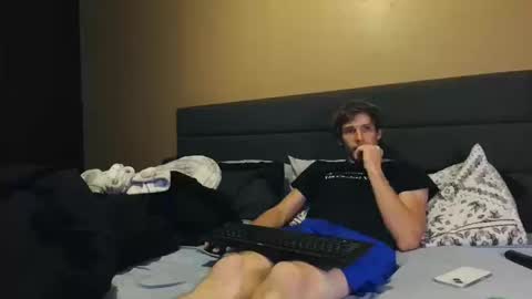 Snapshot of downforthemoney chatting on 10, 10, 2025 downforthemoney online show from 10, 10, 2025