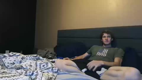 Snapshot of downforthemoney chatting on 20, 10, 2025 downforthemoney online show from 20, 10, 2025