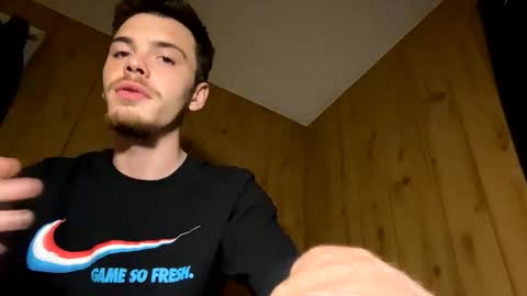 Snapshot of downlowcruising chatting on 23, 4, 2026 DownLowCruising online show from 23, 4, 2026