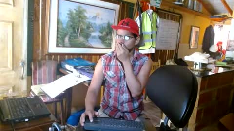 Snapshot of dr_simon84 chatting on 18, 7, 2026 Dr Simon online show from 18, 7, 2026