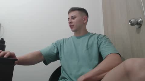 draco_boy2000 online show from 31, 10, 2025