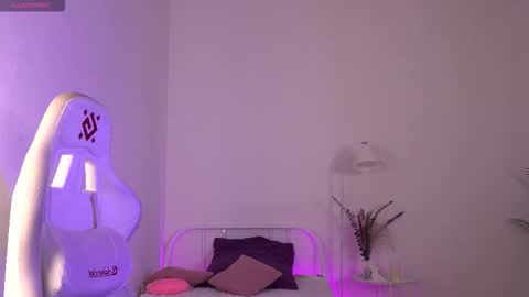 Snapshot of dragon_ink chatting on 22, 10, 2025 Lisbeth Salander online show from 22, 10, 2025