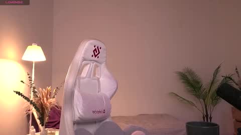 Snapshot of dragon_ink chatting on 9, 11, 2025 Lisbeth Salander online show from 9, 11, 2025