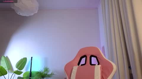 Snapshot of dragon_ink chatting on 15, 11, 2025 Lisbeth Salander online show from 15, 11, 2025