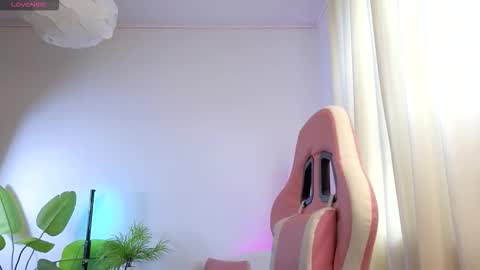 Snapshot of dragon_ink chatting on 17, 11, 2025 Lisbeth Salander online show from 17, 11, 2025